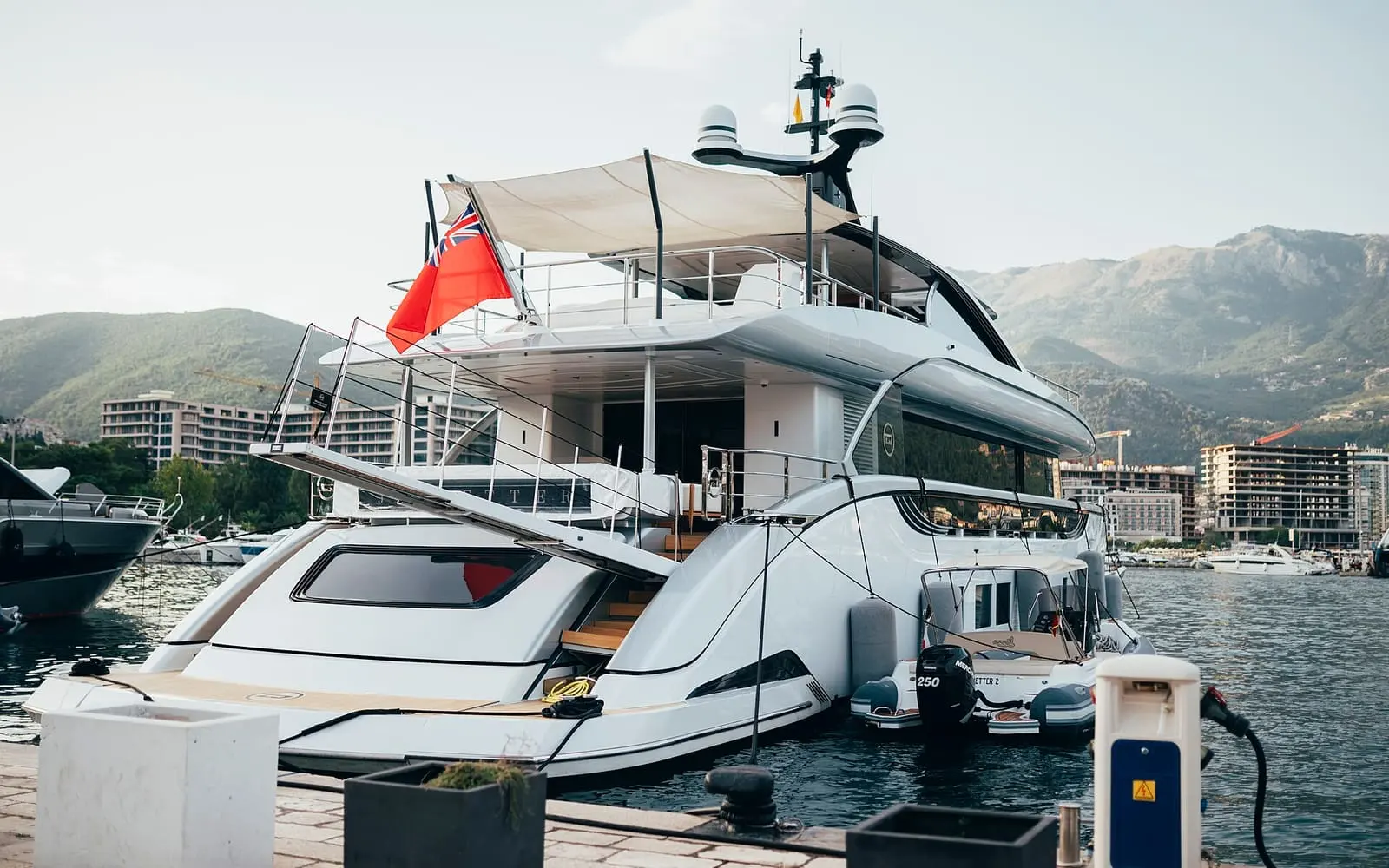 Princess Y85 — 2013 Princess Y85 for sale